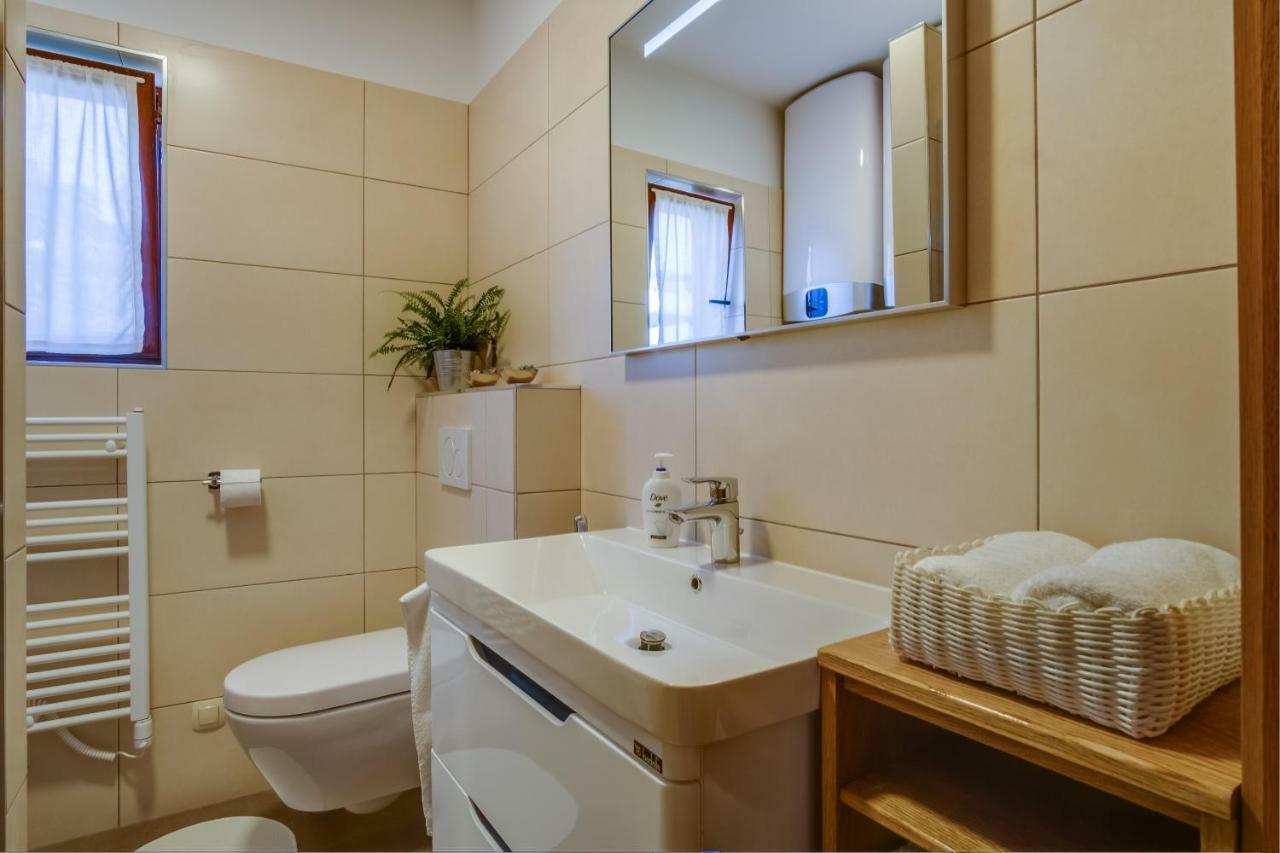 Andrino Apartment Mali Losinj Bagian luar foto